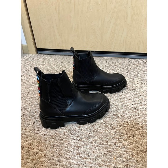Farm Rio Lug Sole Chelsea Boots - Picture 1 of 7